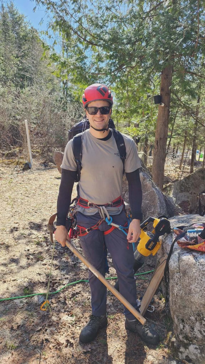 Ouverture de parois d'escalade